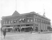 corner Ross & Gaetz 1912